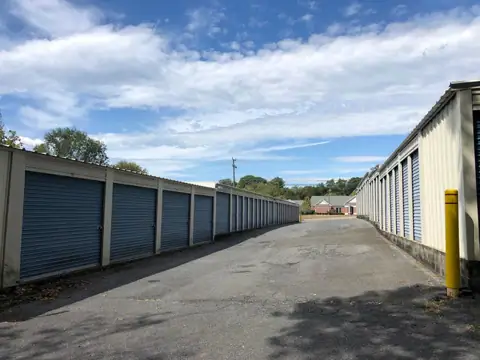 Store Lexington, LLC photo 3