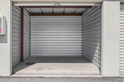 Right Move Storage | Airport Road photo 2