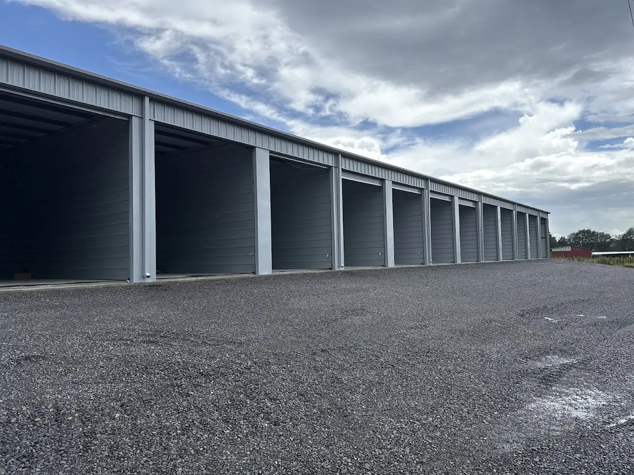 The Storage Locker LLC, RV storage in Albertville