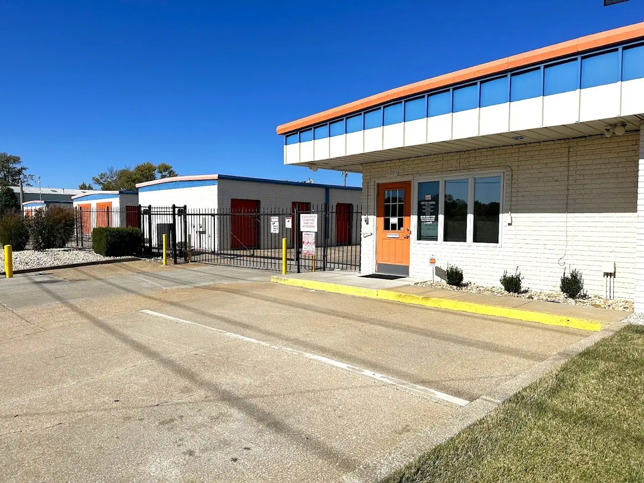 A1 U Store It - Spanish Lake, RV storage in St. Louis
