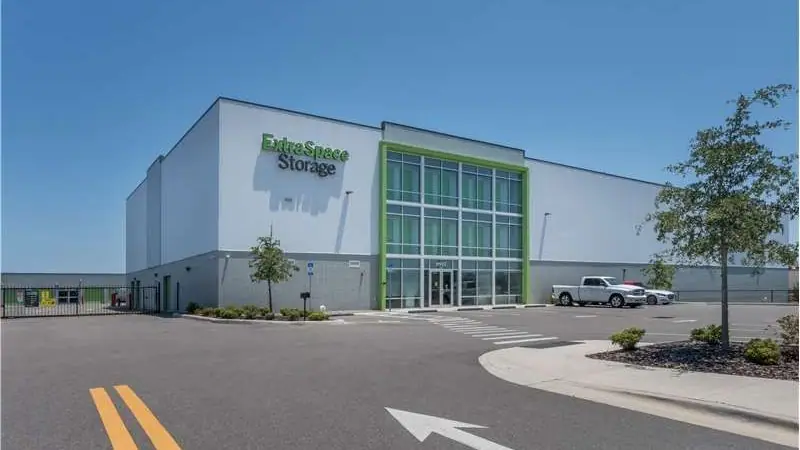 Extra Space Storage, RV storage in Largo