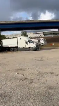 FLORIDA TRUCK TOWN photo 2