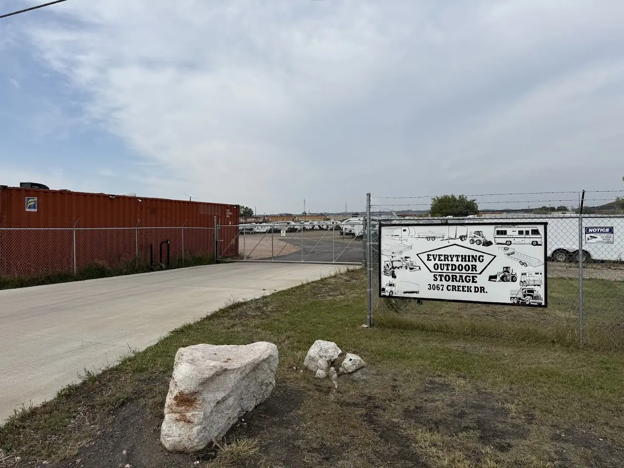 Everything Outdoor Storage, RV storage in Rapid City