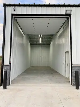 Right Lane Storage photo 2