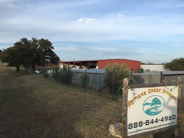 Potters Creek Storage, RV storage in Canyon Lake
