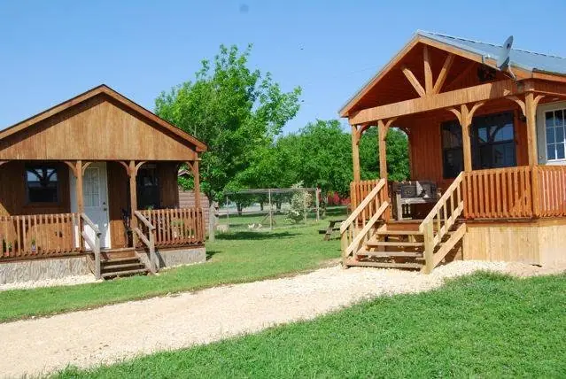 Hoof Prints Ranch, RV storage in Stephenville