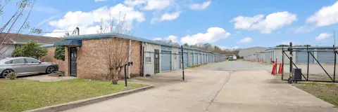 American Premier Storage in Jackson, MS