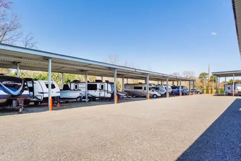BlueGate Camper, Boat, & RV Storage in Advance, NC