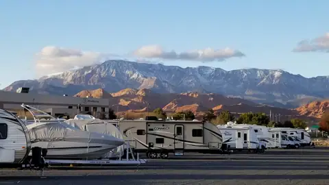 Armoured RV Storage in Hurricane, UT