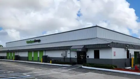 Extra Space Storage in West Palm Beach, FL