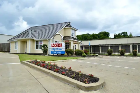 Lock Box Self Storage in Mt. Juliet, TN