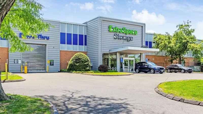 Extra Space Storage, RV storage in Stamford
