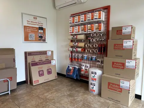 Public Storage photo 3