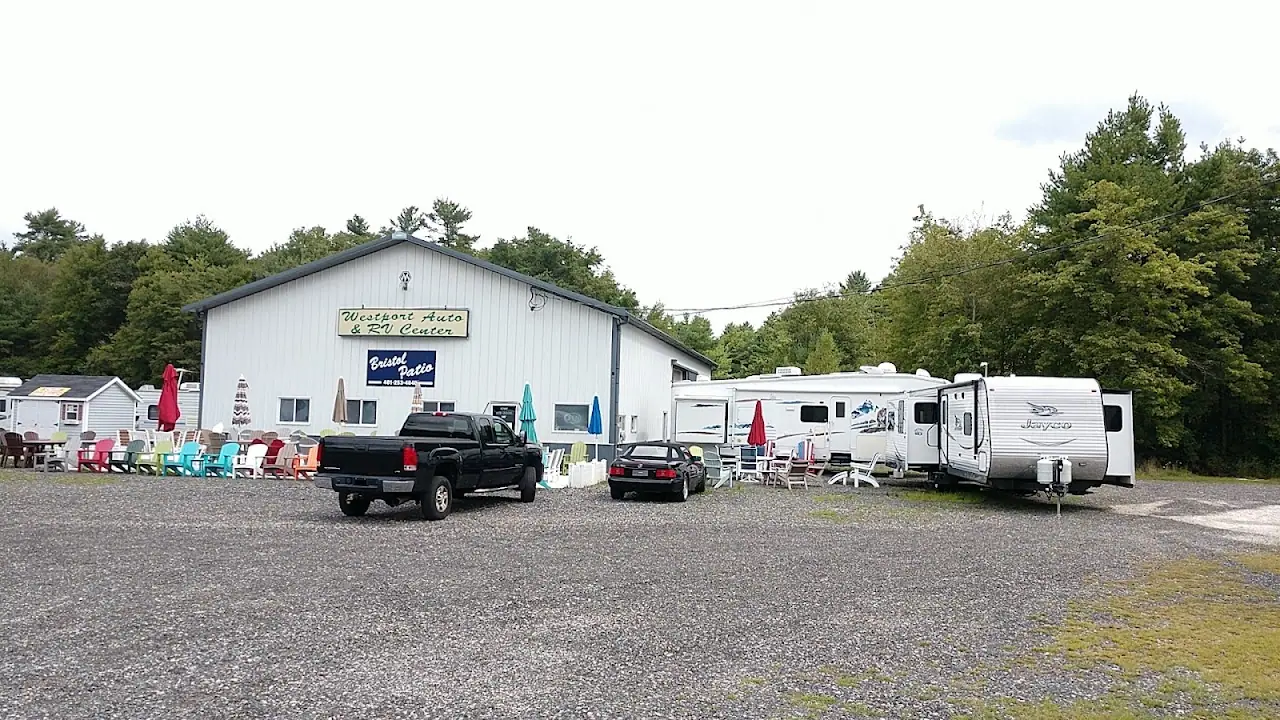 Westport auto and rv center, RV storage in Westport