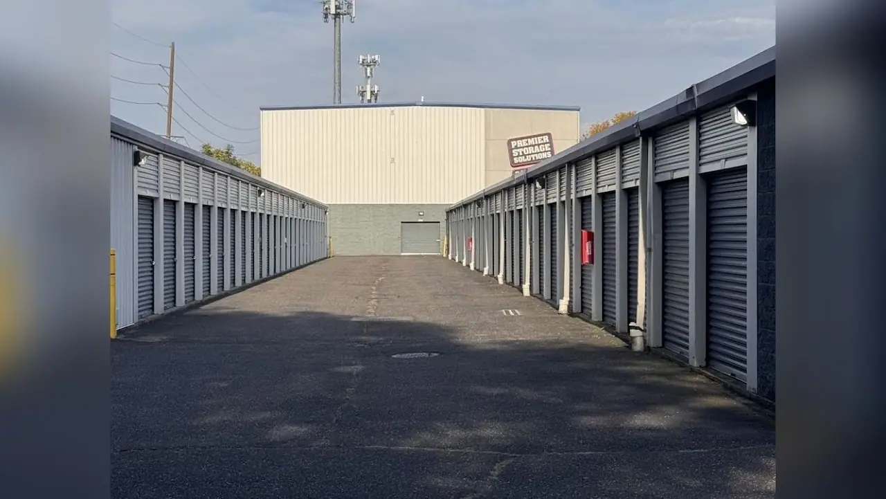 Premier Storage Solutions of West Islip, RV storage in West Islip