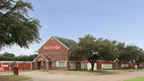 Public Storage in Dallas, TX