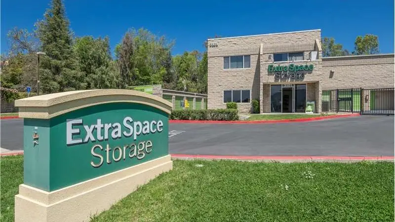 Extra Space Storage, RV storage in Newbury Park
