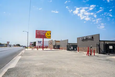 Affordable Storage: Self-Storage photo 3