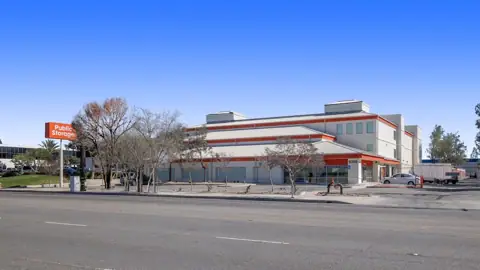 Public Storage in Chatsworth, CA