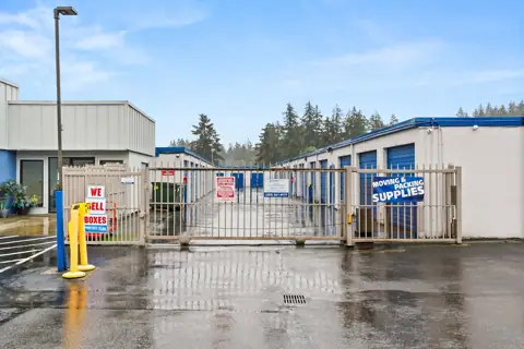 SecureSpace Self Storage Lakewood photo 3