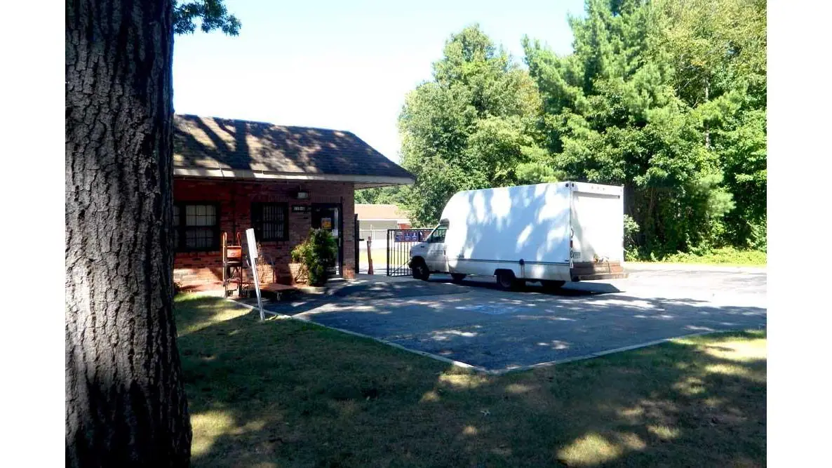 Public Storage, RV storage in Enfield