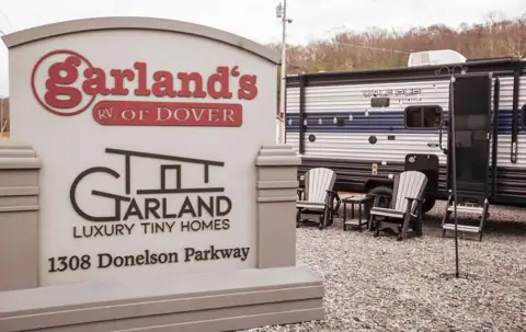 Garlands RV and Luxury Tiny Homes photo 2