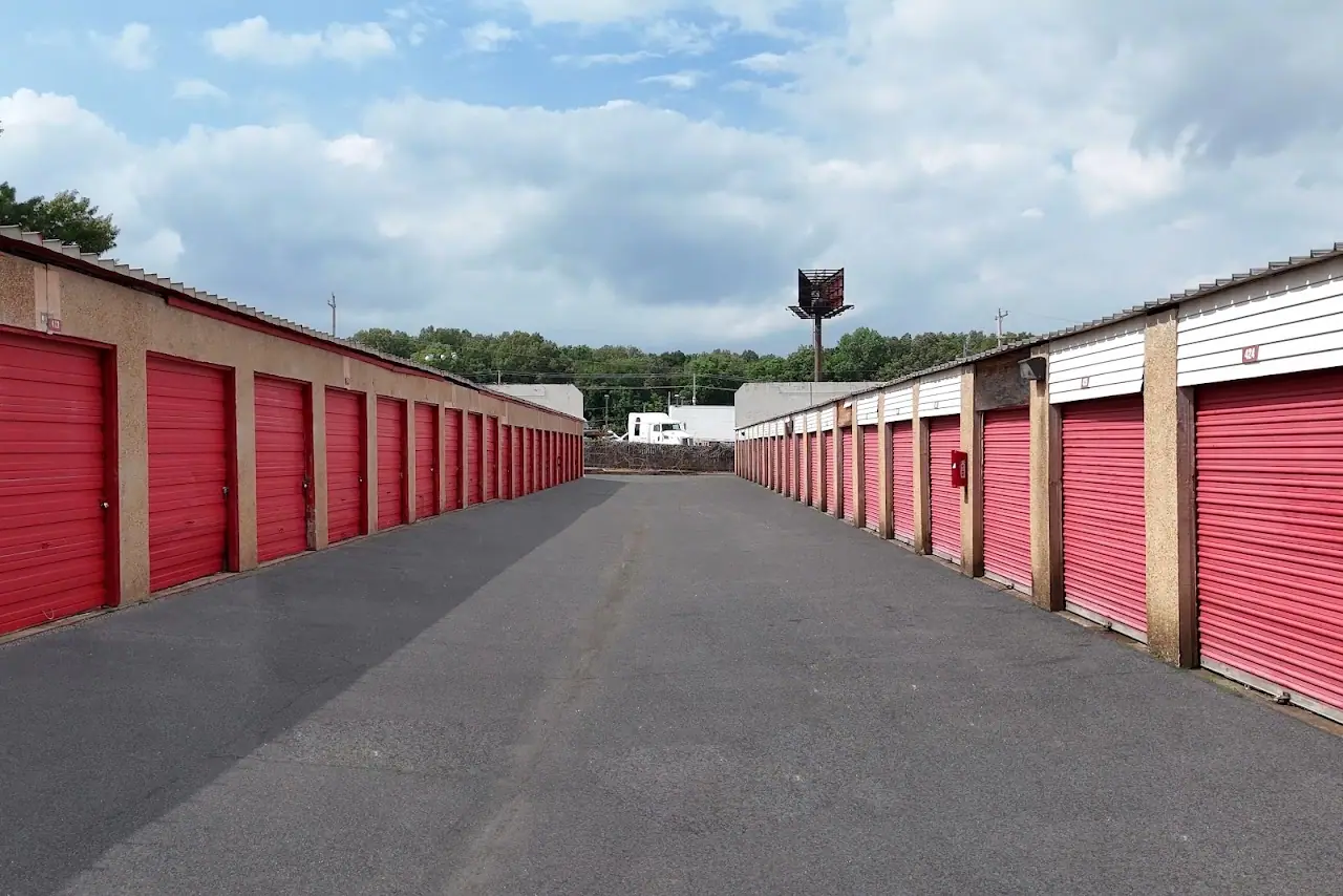 Devon Self Storage Memphis, Tennessee, RV storage in Memphis