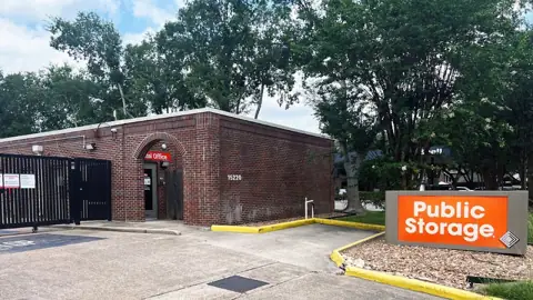 Public Storage photo 2