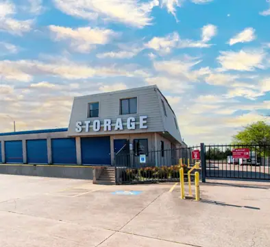 Devon Self Storage Ardmore, Oklahoma photo 3