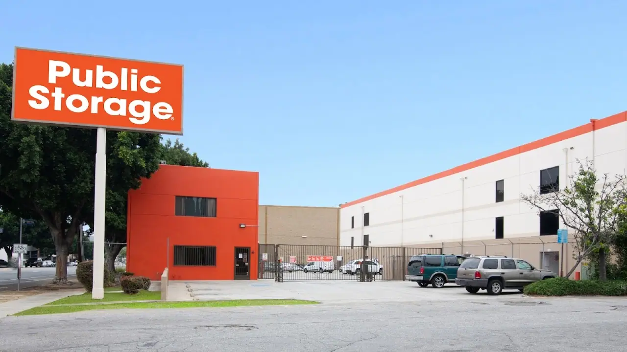 Public Storage, RV storage in Los Angeles