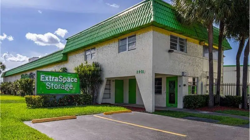 Extra Space Storage, RV storage in Fort Lauderdale