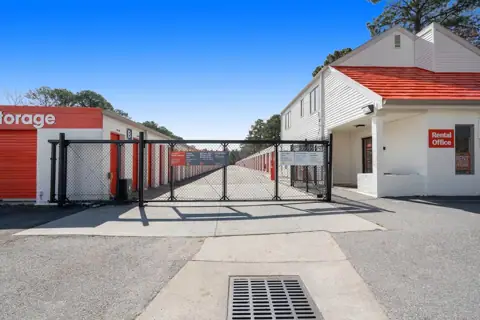 Public Storage photo 3