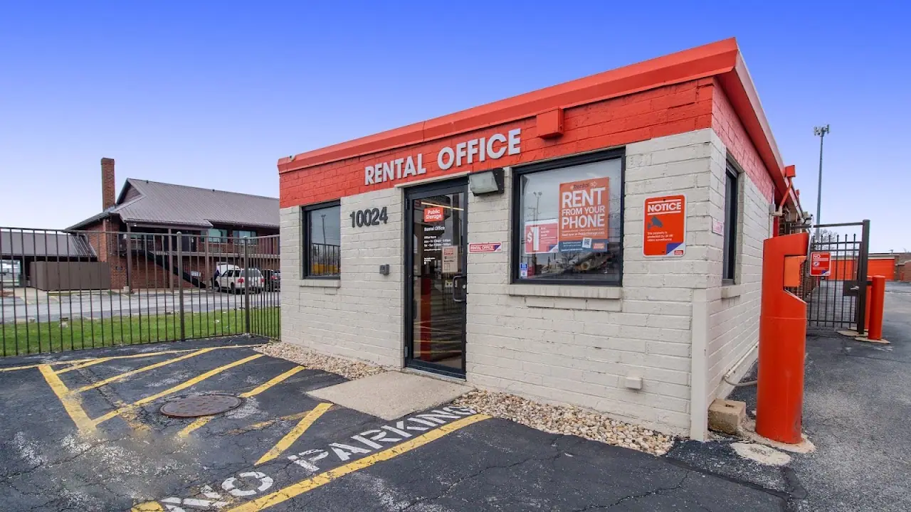 Public Storage, RV storage in Bridgeview