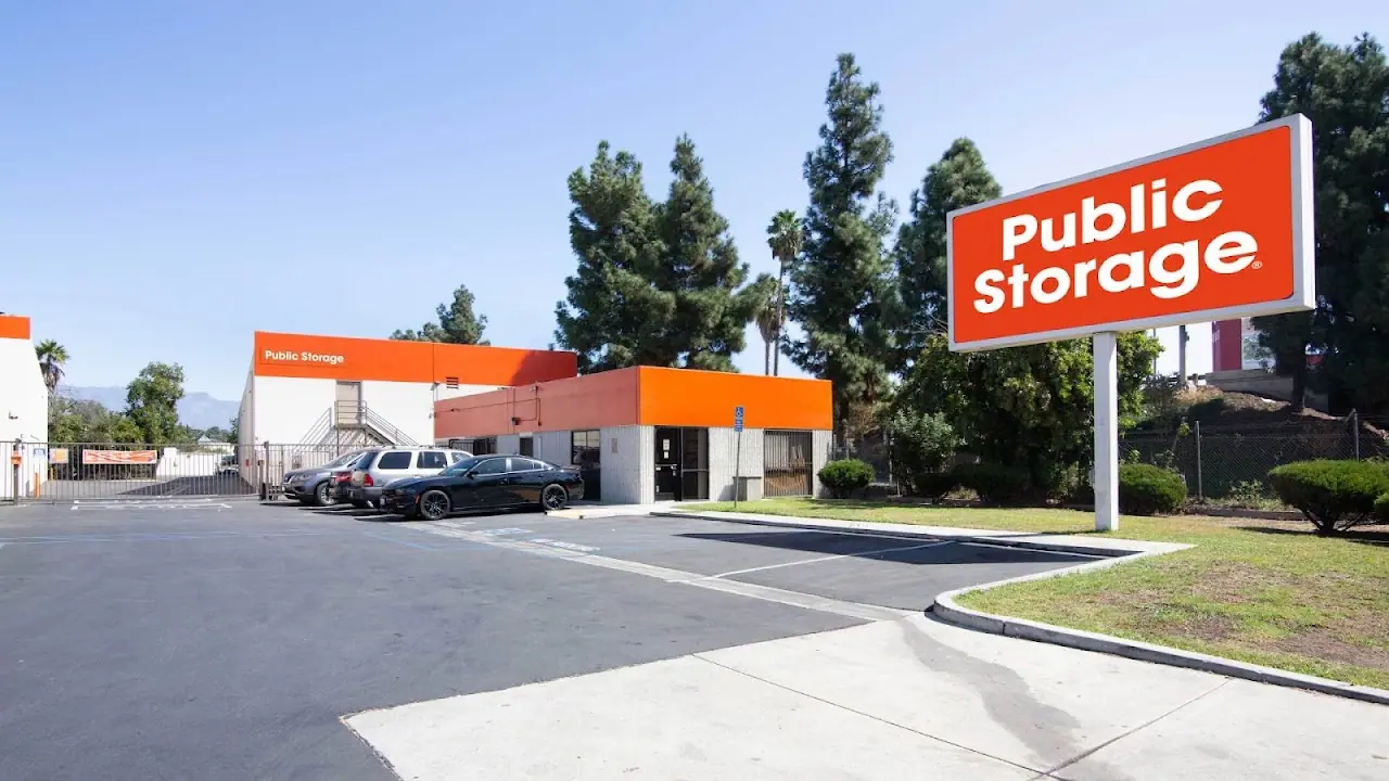 Public Storage, RV storage in Los Angeles