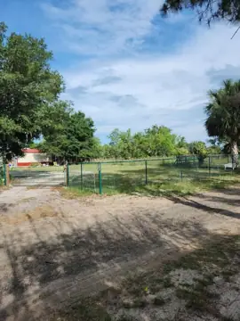 Rv and boat storage Discovery road photo 2
