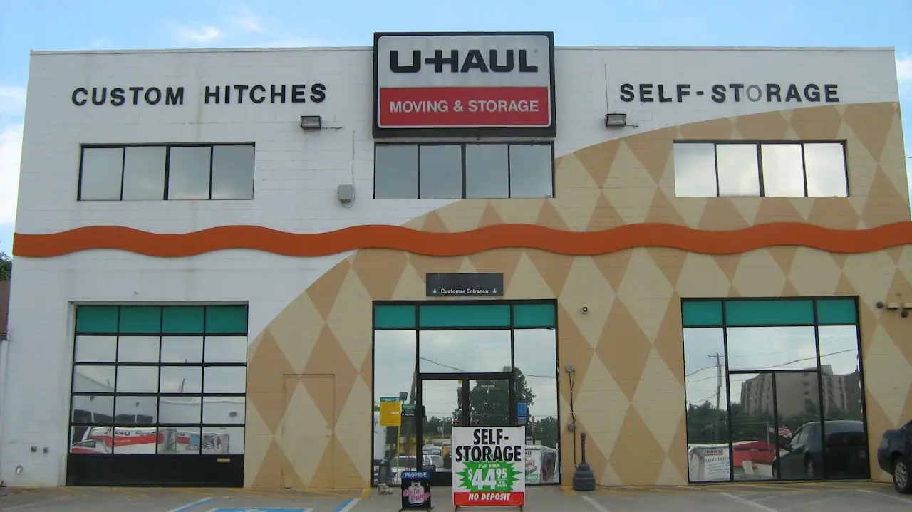 Self-Storage at U-Haul, RV storage in Madison