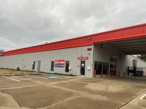 Public Storage photo 2