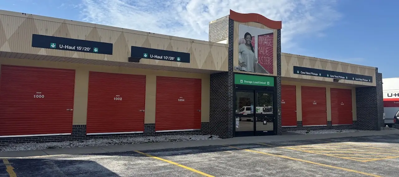 Self-Storage at U-Haul, RV storage in Markham