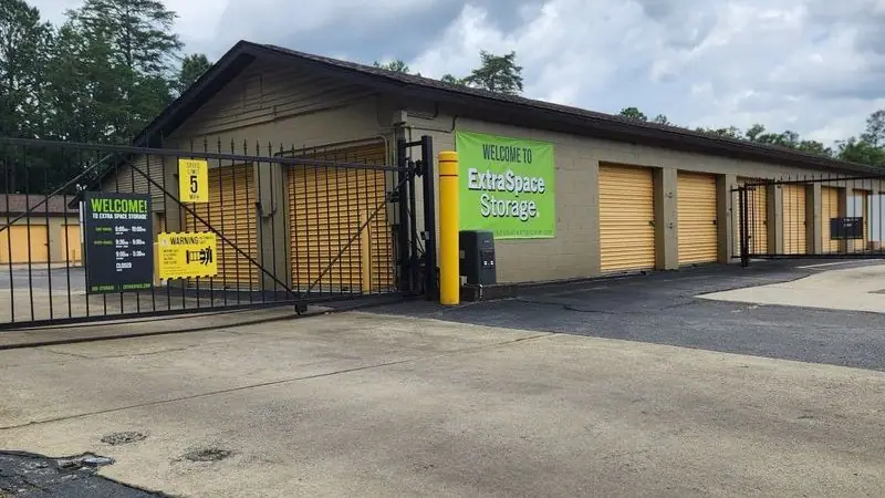 Extra Space Storage, RV storage in Hoover
