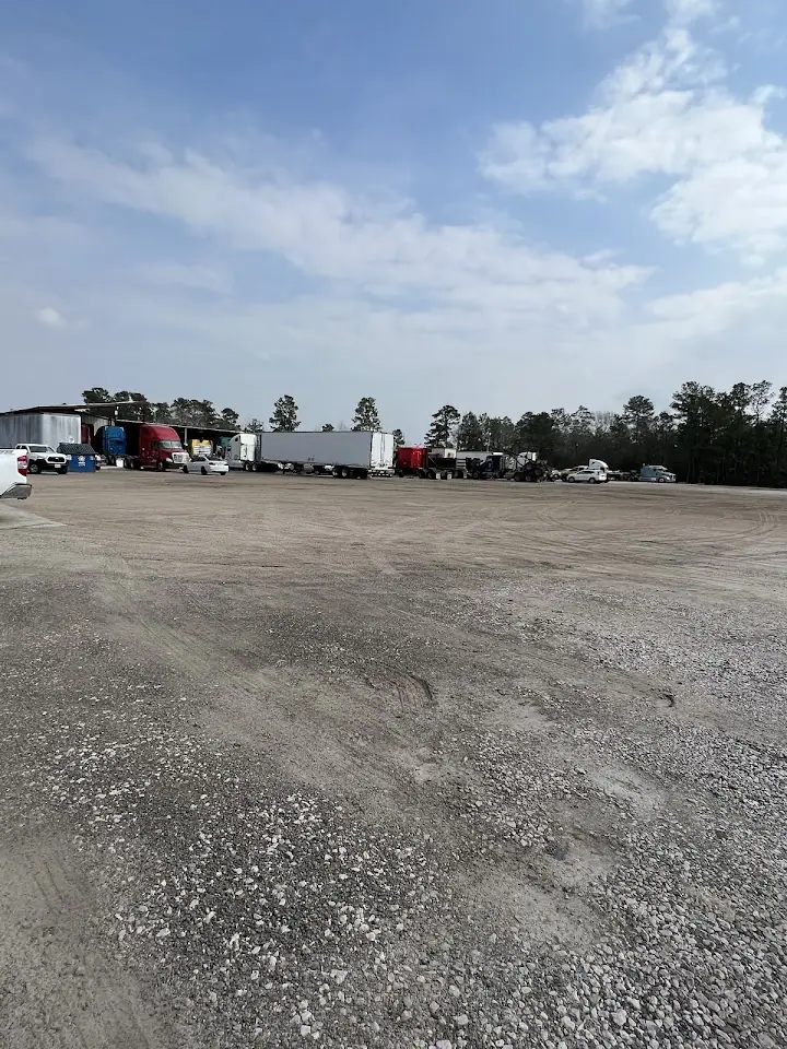KMA Truck Parking, RV storage in Porter