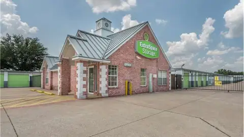 Extra Space Storage in Grapevine, TX