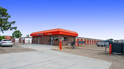 Public Storage in Virginia Beach, VA