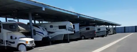 Aspen RV & Boat Storage in Aurora, CO