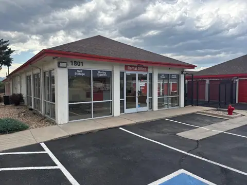 Public Storage photo 2