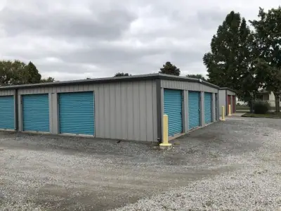 Advantage Self-Storage in South Roxana, IL