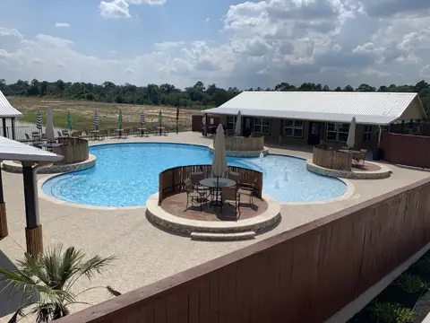 Royal Palms RV Resort photo 2