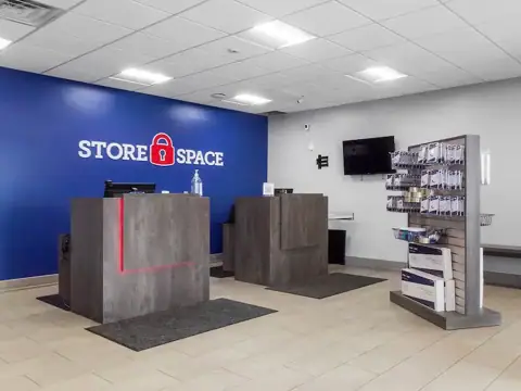 Store Space Self Storage in Dearborn, MI