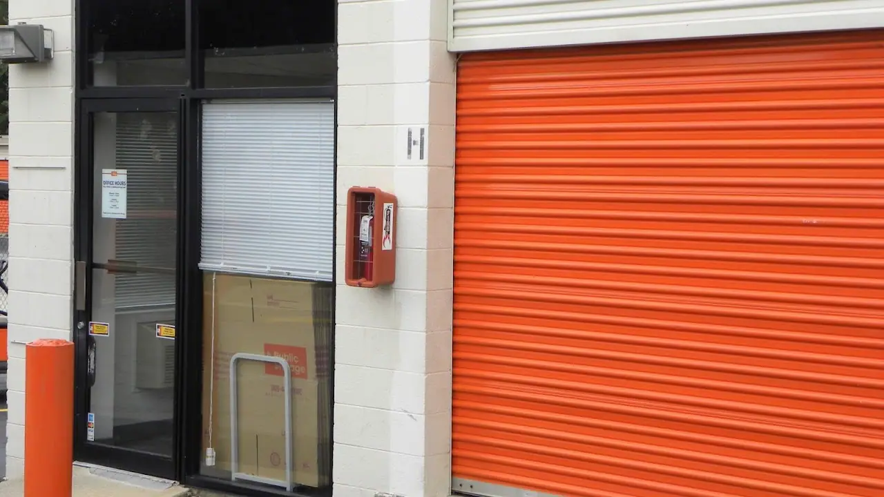Public Storage, RV storage in Columbia