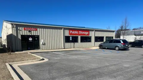 Public Storage photo 2