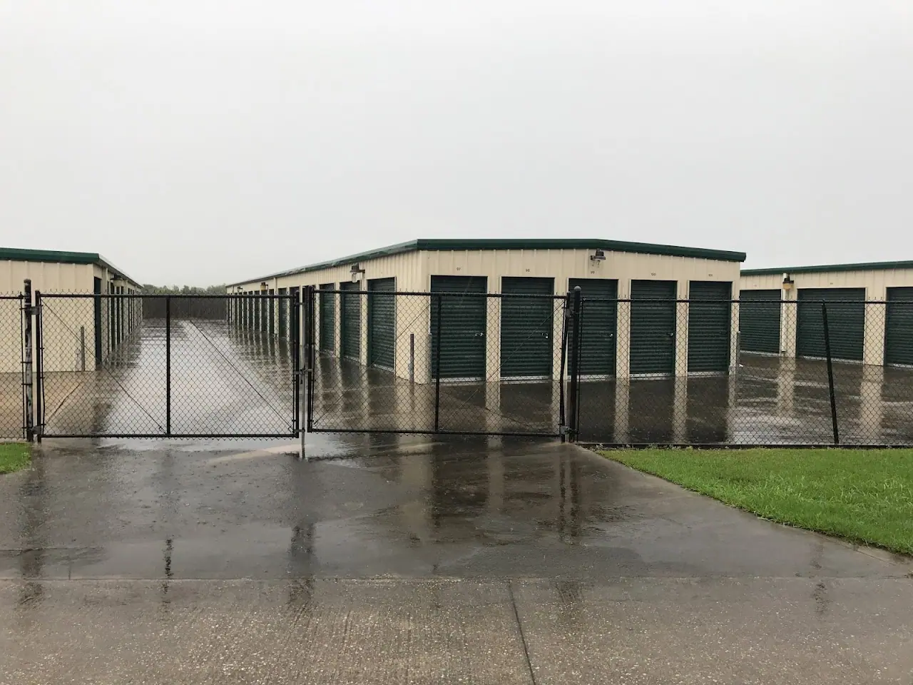 Bobby's Mini Storage, RV storage in Nederland